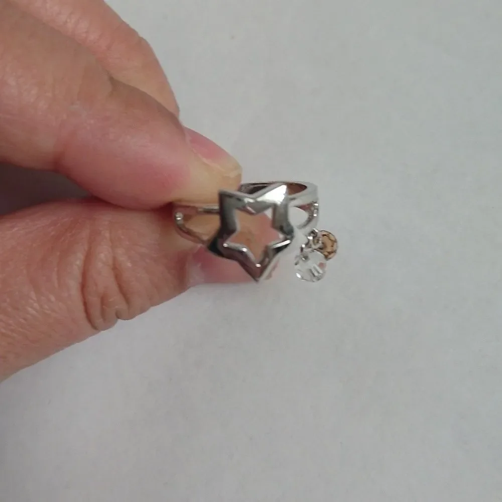 Silver star and decorative pendants ring
